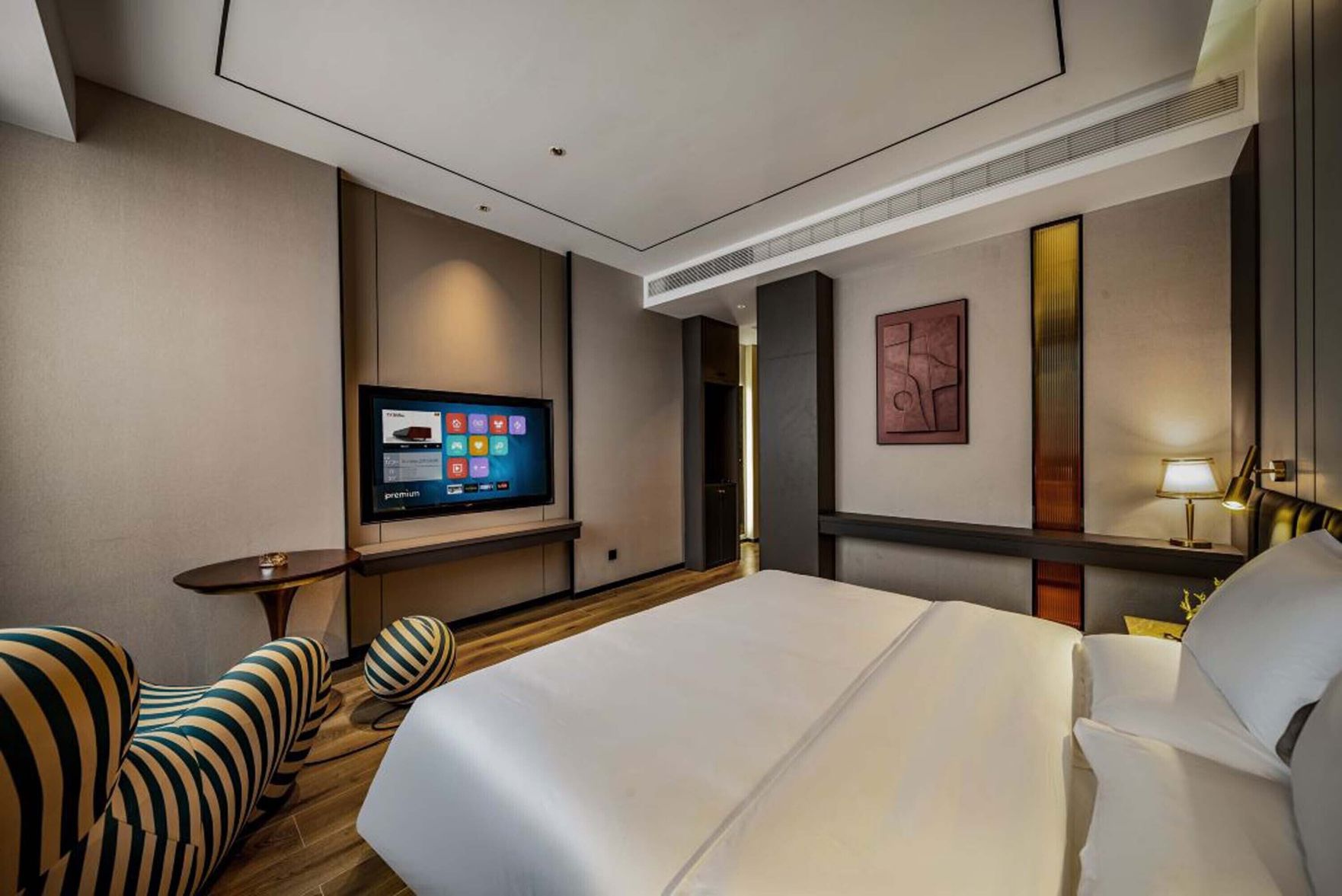 Pilot River View Hotel -Chongqing Jiefangbei Hongyadong Branch 3*