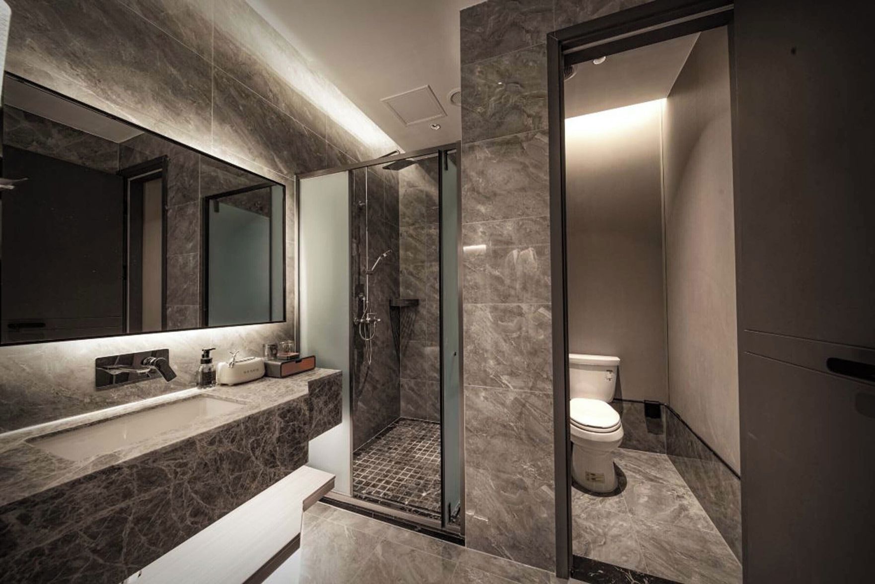 Pilot River View Hotel -Chongqing Jiefangbei Hongyadong Branch 3*