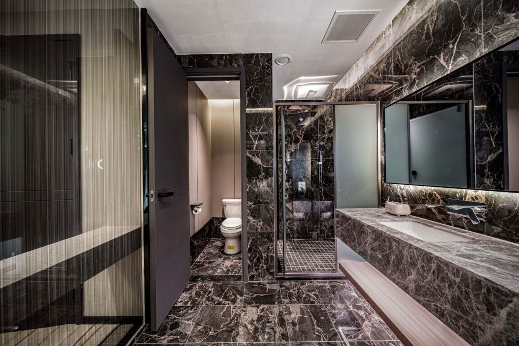 Pilot River View Hotel -Chongqing Jiefangbei Hongyadong Branch 3*