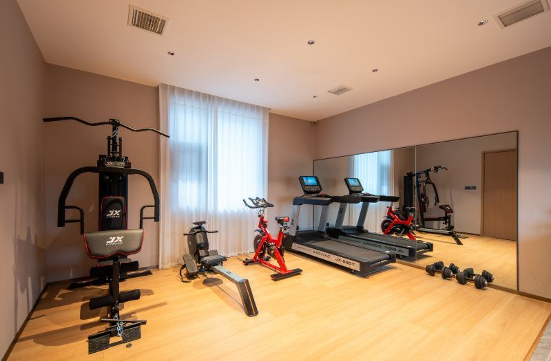 Jifeng International Hotel (Yibang International Branch of Suzhou Third Junior High School) 3*