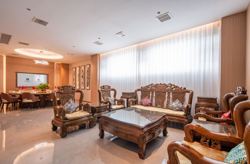 Jifeng International Hotel (Yibang International Branch of Suzhou Third Junior High School) 3*