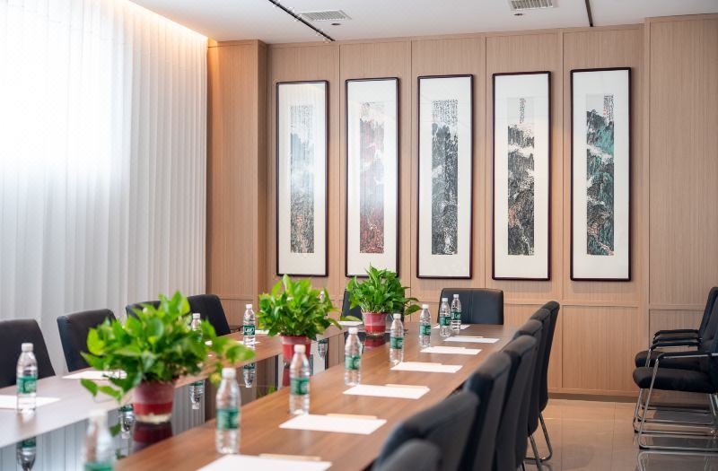Jifeng International Hotel (Yibang International Branch of Suzhou Third Junior High School) 3*