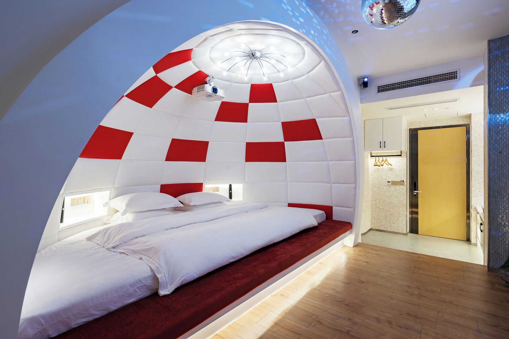 Chongqing Guiwuxiang Riverview Homestay 3*