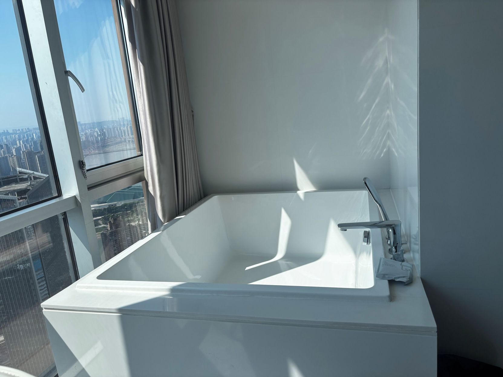 m58 Sky Sunset Hotel 2*