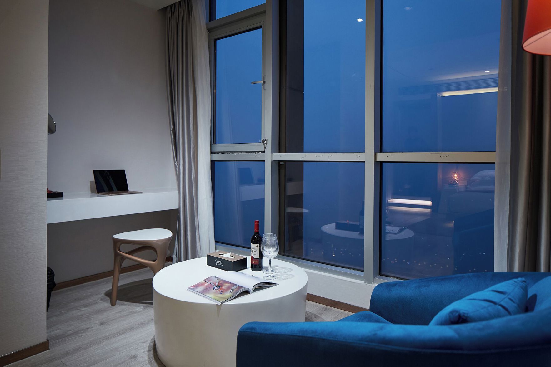 m58 Sky Sunset Hotel 2*
