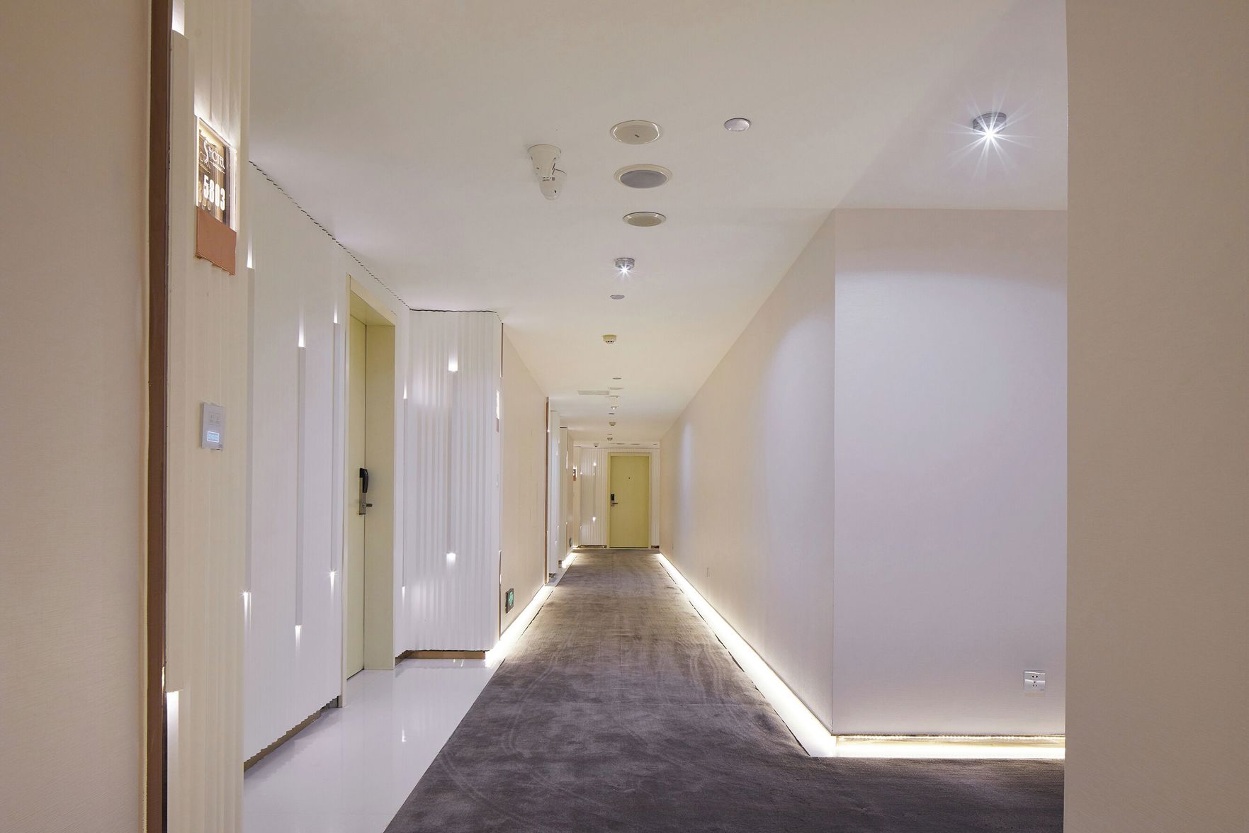 m58 Sky Sunset Hotel 2*