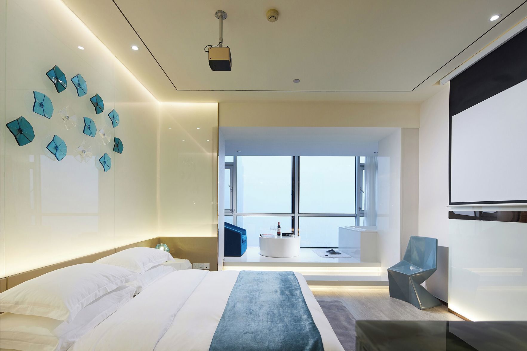 m58 Sky Sunset Hotel 2*