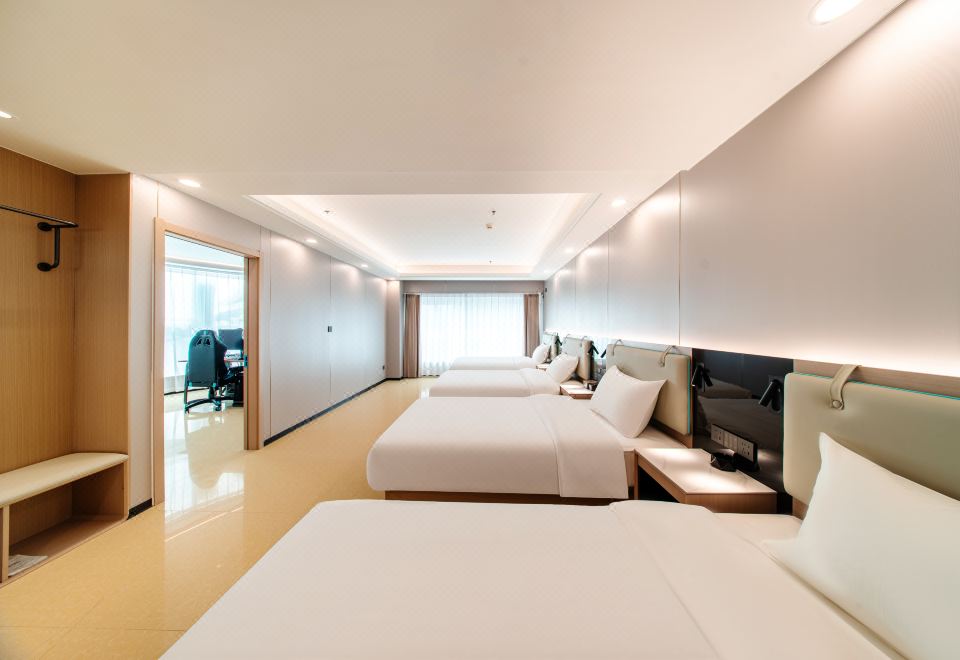 Leishen E-Sports Hotel (Gaomi Renmin Avenue) 2*