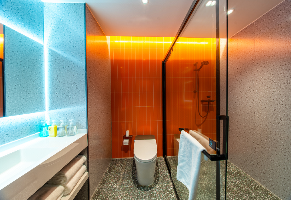 Leishen E-Sports Hotel (Gaomi Renmin Avenue) 2*