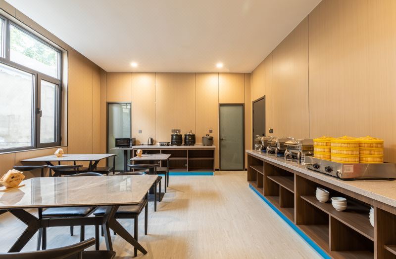Rujia Ruibai Yun Hotel (Tianjin Beichen Xiditou Branch) 2*