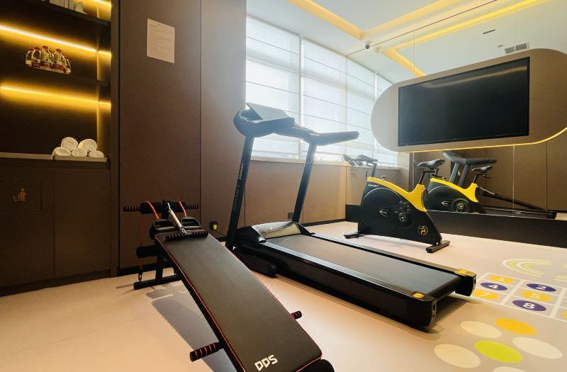Home Inn Select Hotel 3*