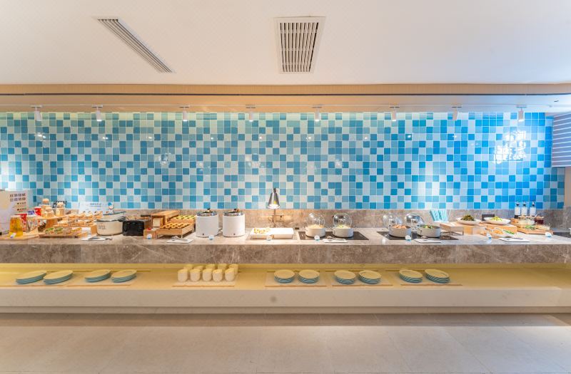 Homeinn · neo (Xiangyang People's Square Tianyuan Four Seasons City) 3*