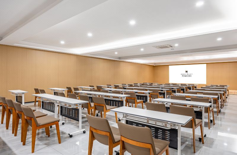 Rongcheng Chengshantou Xixiakou Zoo Rezen Select Hotel 3*