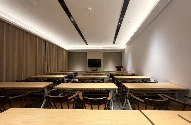 Licheng InterContinental (Foshan Lunjiao Metro Station Branch) 3*