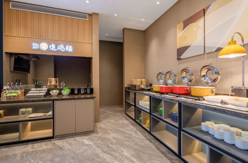 Homeinn Selected Hotel (Qingdao Huangdao Wangtai) 3*