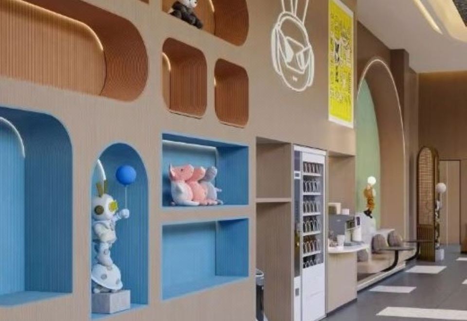 Yilong Wanguo Hotel (Luoyang Yiyang Qingpi Avenue Bearing Industry Park Branch) 2*
