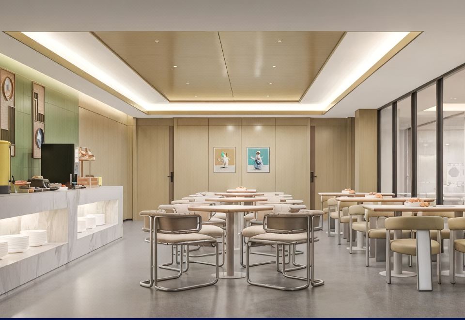 Yilong Wanguo Hotel (Luoyang Yiyang Qingpi Avenue Bearing Industry Park Branch) 2*