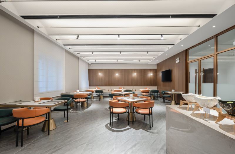 Moling Jinshang Hotel (Nanning Chaoyang Plaza Metro Station Sanjie Liangxiang Branch) 3*