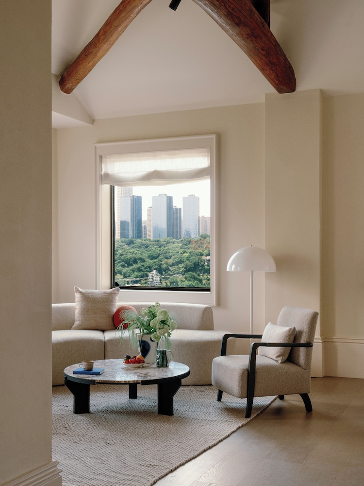 Sunyata Mountain Alley Chongqing Resort 3*