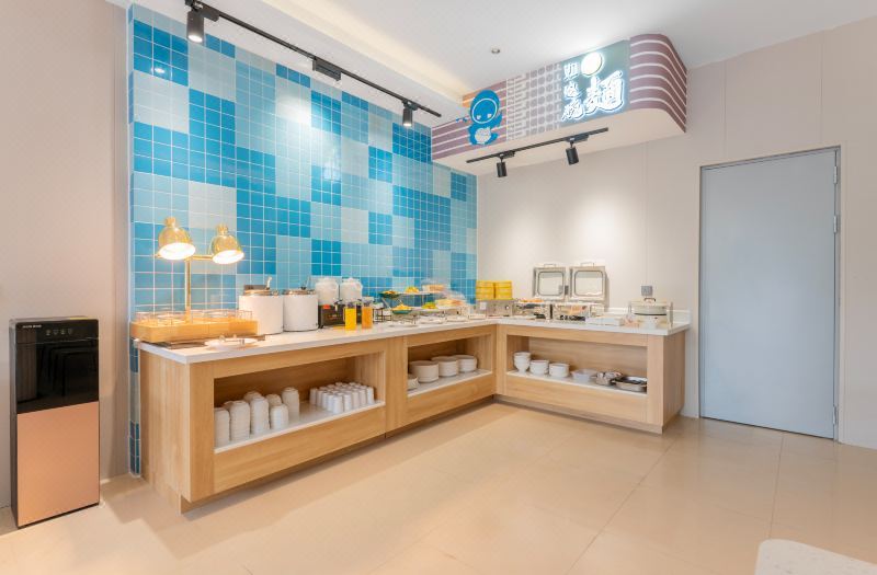 Homeinn · neo (Qingdao Jiaozhou Shaohai Wetland Park) 2*