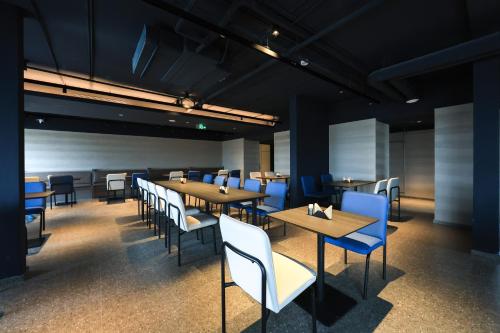 Atour Light Hotel Shenyang Tiexi Square Baogong Street 3*