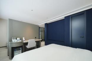 Atour Light Hotel Shenyang Tiexi Square Baogong Street 3*