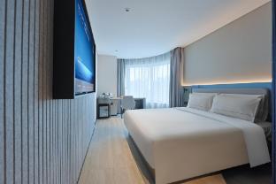 Atour Light Hotel Shenyang Tiexi Square Baogong Street 3*