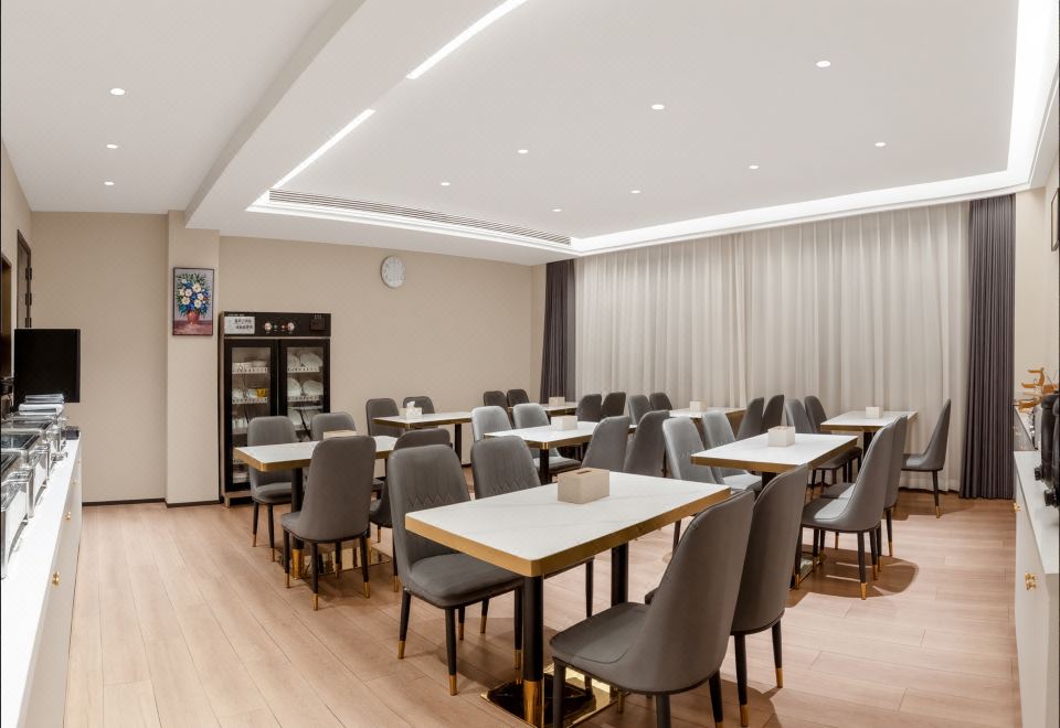 Luoyang Wanye Hotel 3*