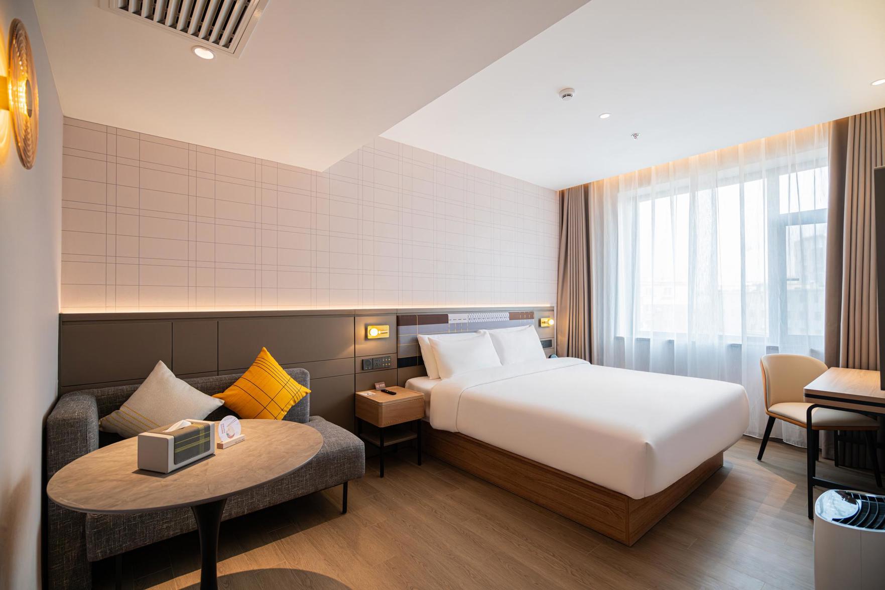 Home Inn Select (Shenyang Taiyuan Street, Northern Theater Command General Hospital Heping Branch) 3*
