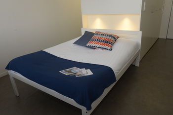 Study Hotel 0*