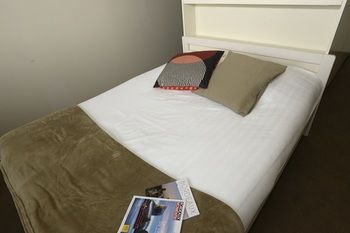 Study Hotel 0*