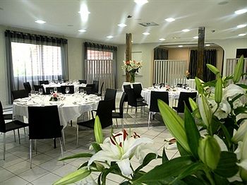 Hotel Le Pont Bernet 2*