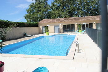 Logis Hotel Acotel 2*