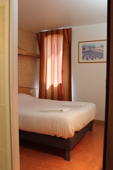 Logis Hotel Acotel 2*