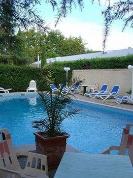 Logis Hotel Acotel 2*