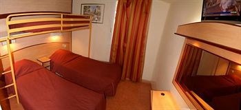 Logis Hotel Acotel 2*