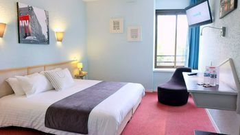 Logis Hotel Noemys Brive - Restaurant Le Teinchurier 3*