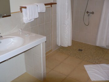 Atlantis Hotel Mimizan Les Landes 2*