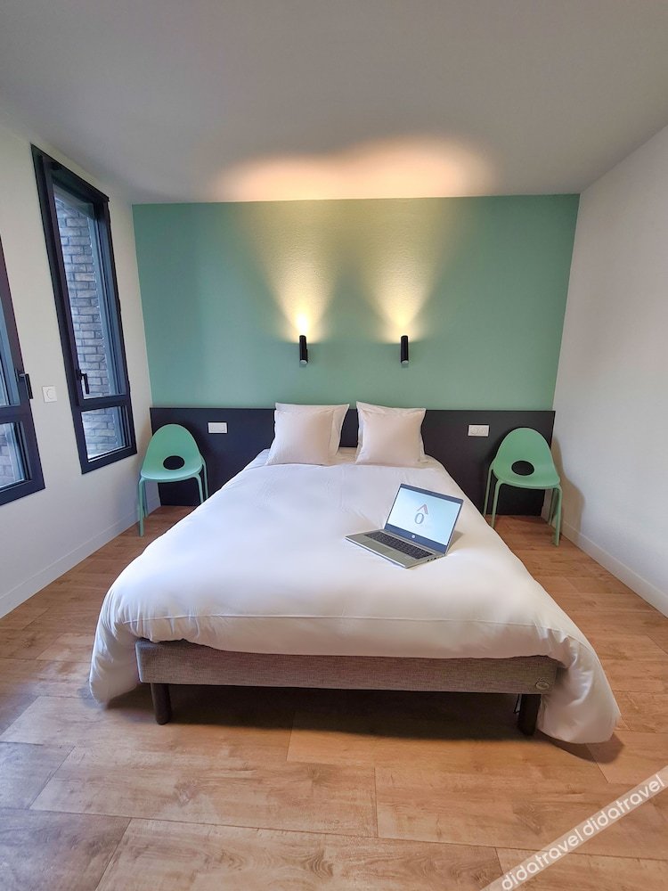 Montempo Bordeaux centre - Bassins a flot 2*
