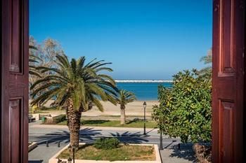 Civitas Suites Hotel 4*