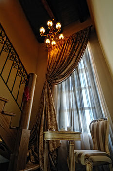 Civitas Suites Hotel 4*