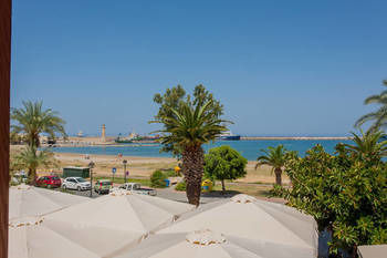 Civitas Suites Hotel 4*