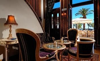 Civitas Suites Hotel 4*