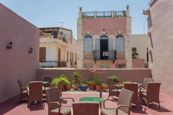 Civitas Suites Hotel 4*