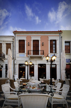 Civitas Suites Hotel 4*