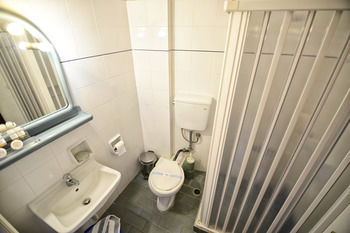 Kastro Hotel 2*