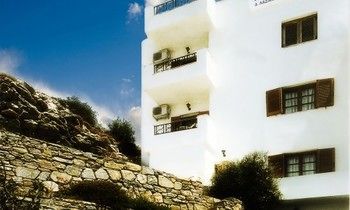 Kastro Hotel 2*