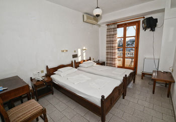 Kastro Hotel 2*