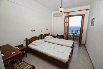 Kastro Hotel 2*