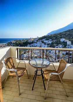Kastro Hotel 2*